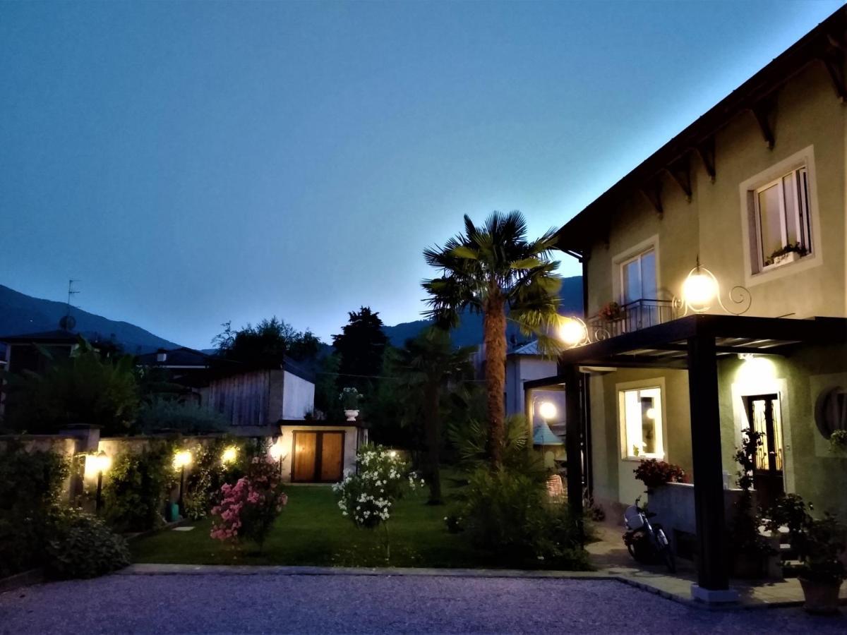 Residenza Laurum Mandello del Lario Buitenkant foto