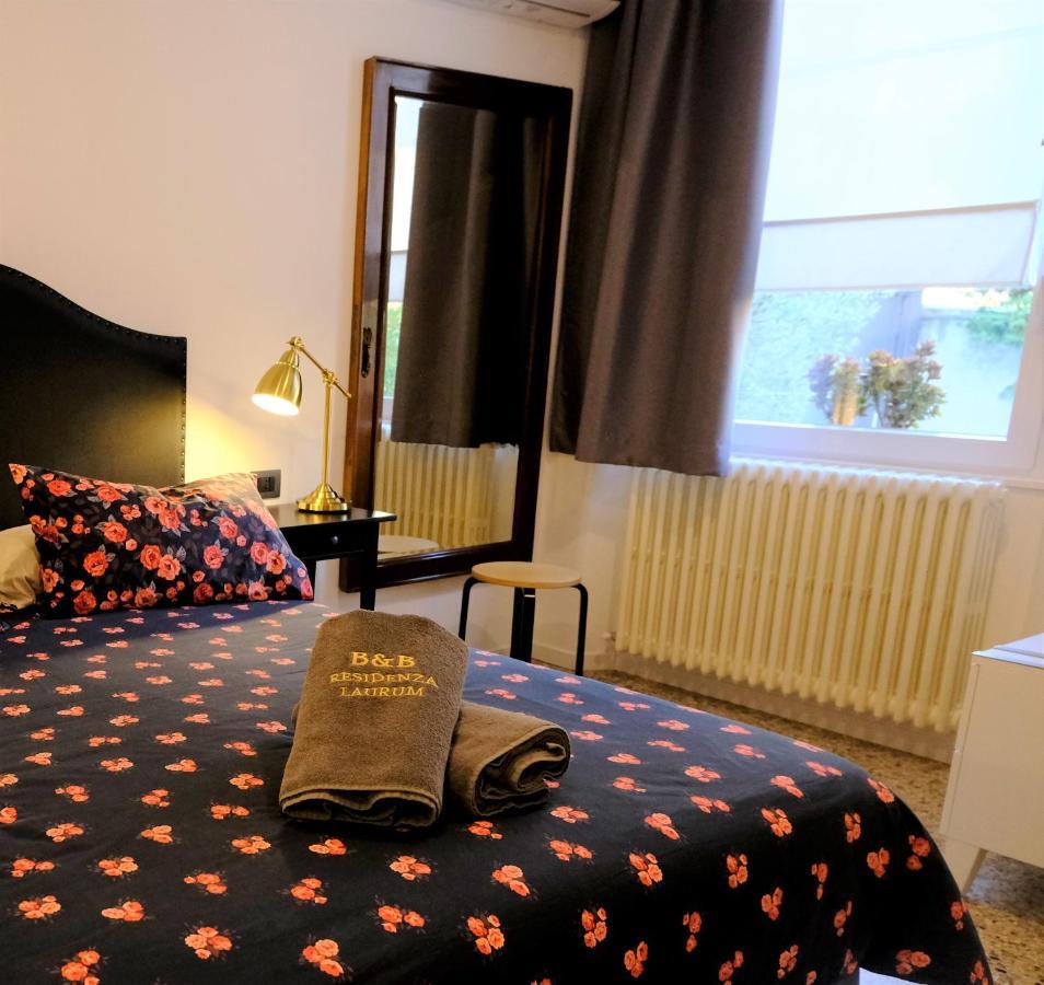 Residenza Laurum Mandello del Lario Buitenkant foto